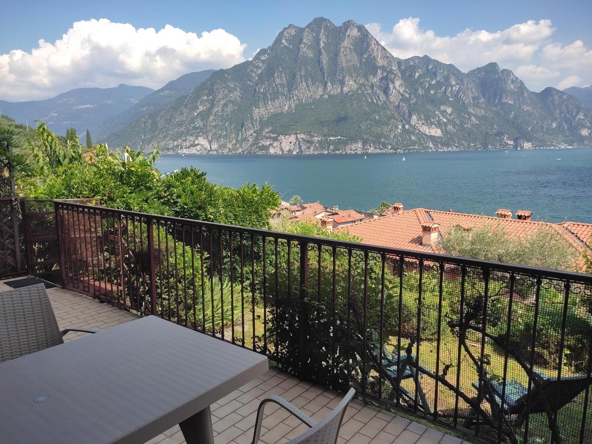 Iseolakerental - Riva House Riva di Solto Exterior photo